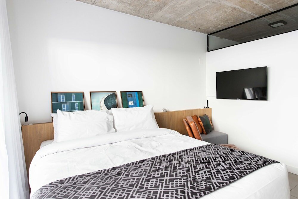 Фото Charlie Porto Alegre Praça 4