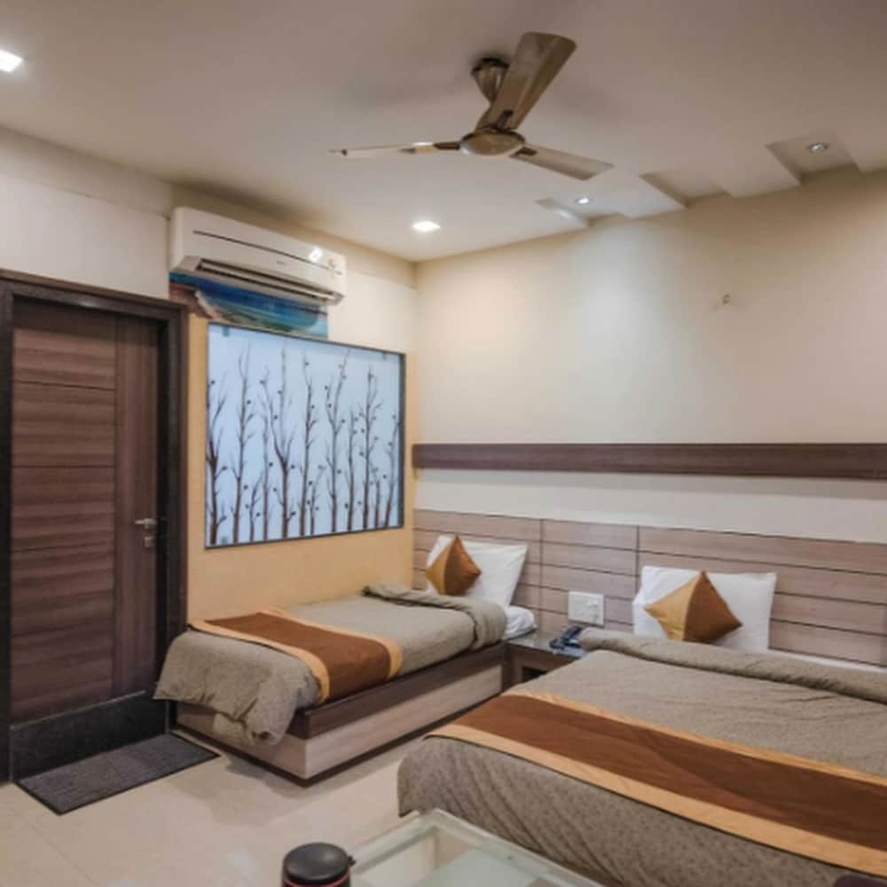 Фото Hotel Brij Palace