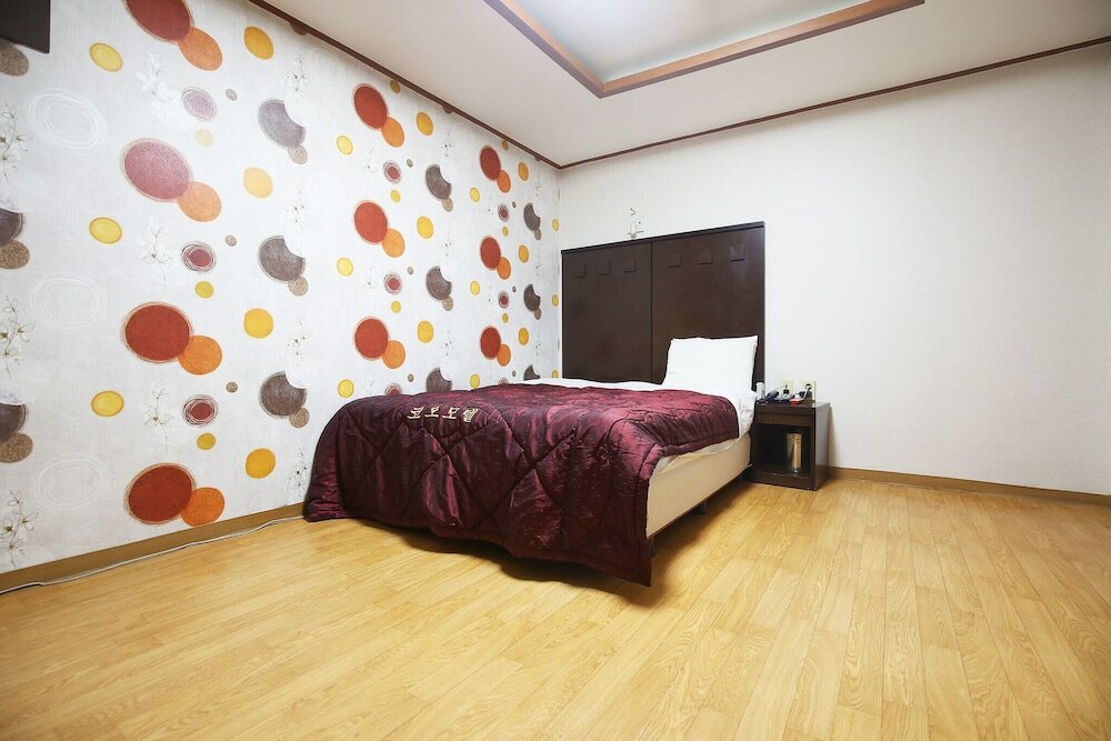 Фото Daejeon Yucheon Co-o