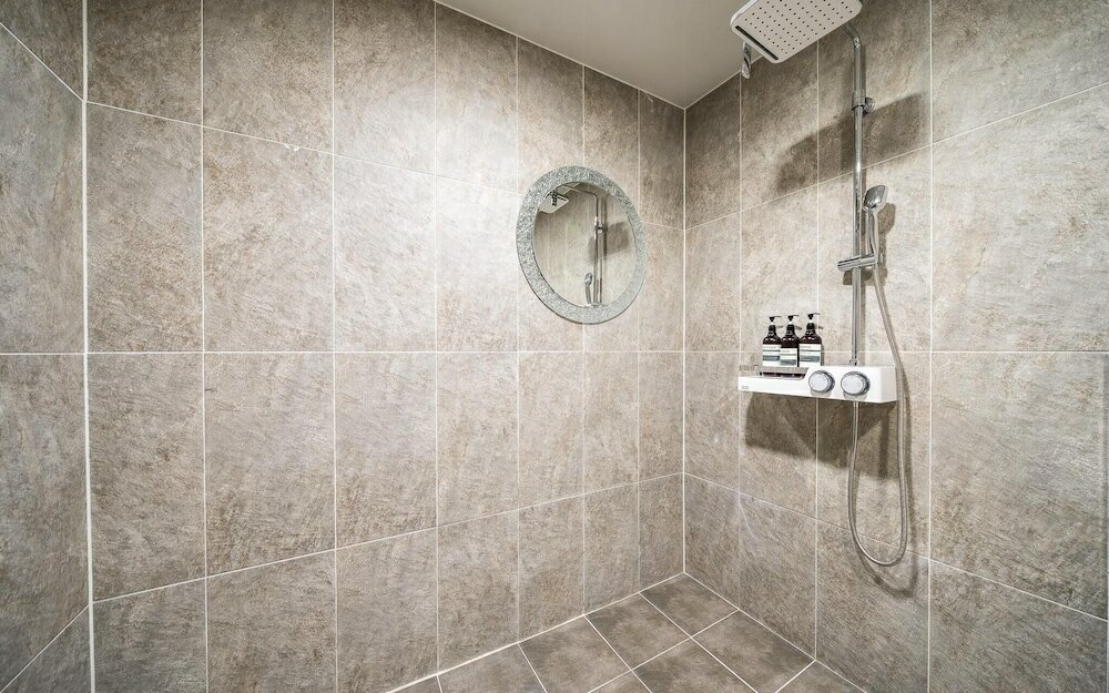 Фото Yangsan Bukbudong Insta Hotel