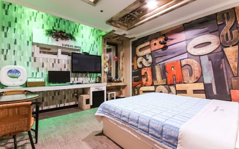 Фото Changwon Sangnam-dong Raphael