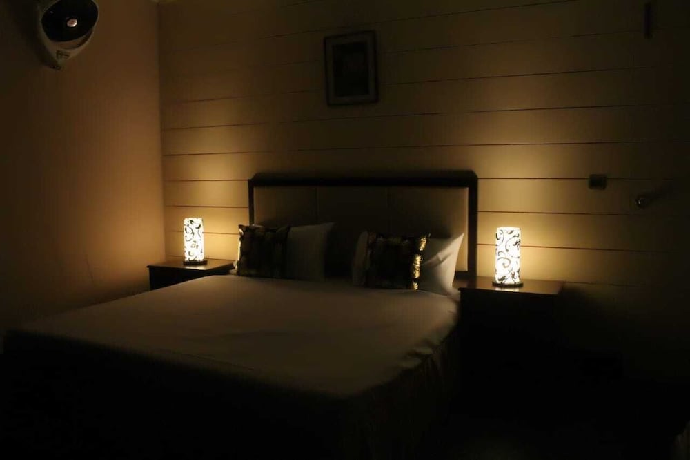 Фото Comfort Inn Hotel