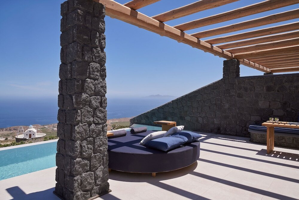 Фото Brilliance Suites - Adults Only