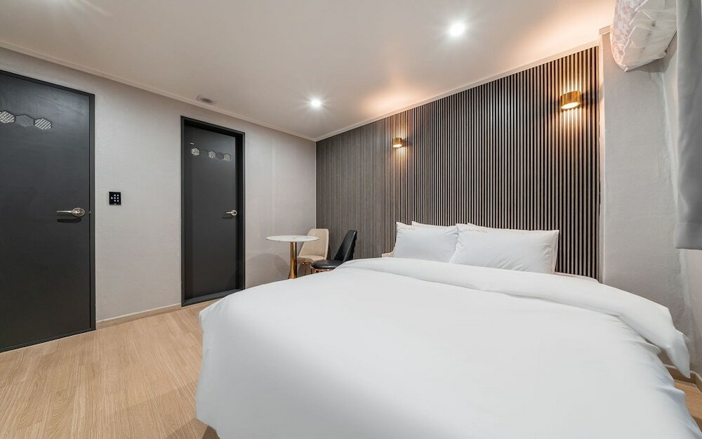 Фото Incheon Gold Hotel