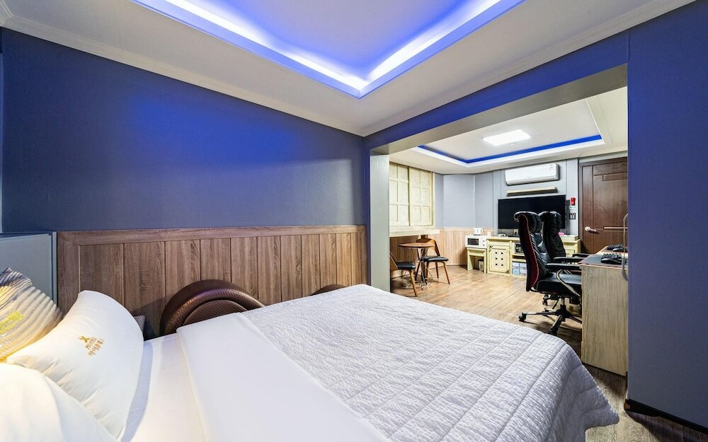 Фото отеля 2