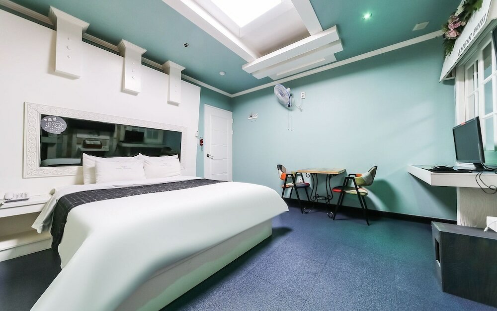 Фото Changwon Sangnam-dong Raphael