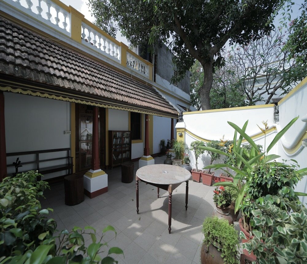 Фото Dumas Guest House