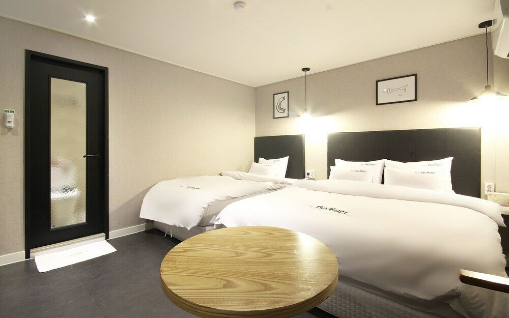 Фото Changwon Jinhae Hotel Two Heart