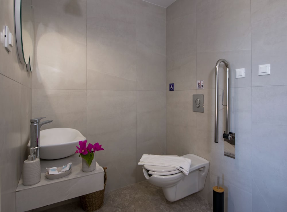 Фото Eleanthi Modern Living