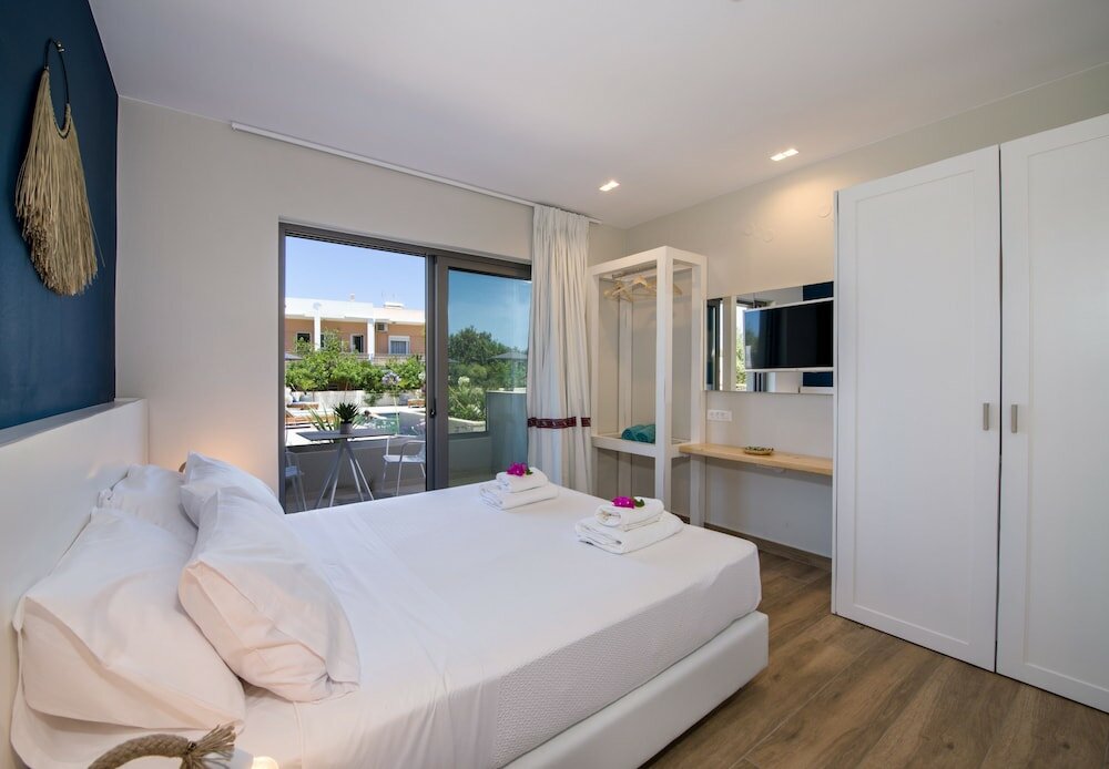 Фото Eleanthi Modern Living