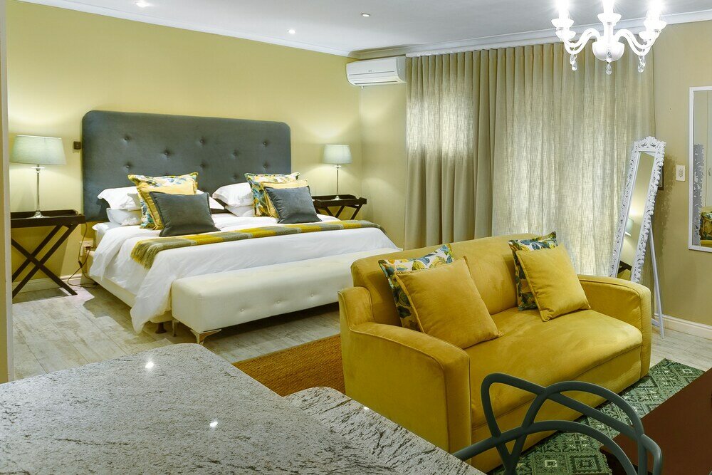 Фото Riverside Boutique Hotel