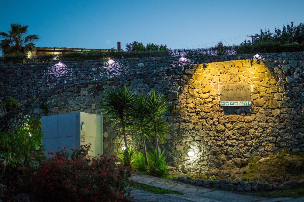 Фото Отель Cavo Petra