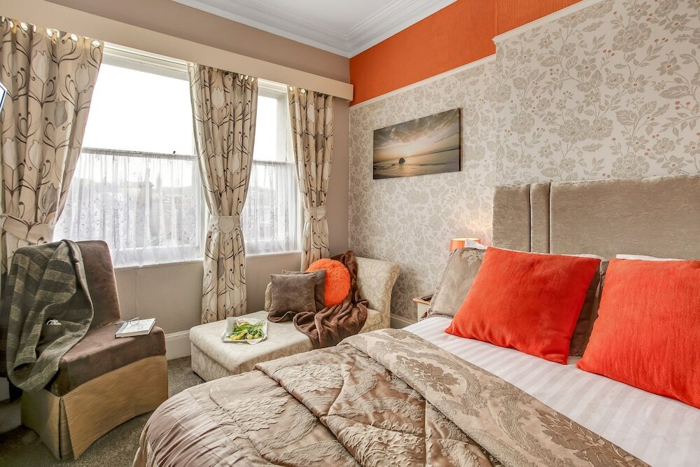 Фото The Chesterfield Guest House