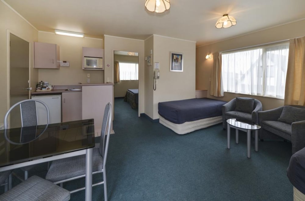 Фото Geneva Motor Lodge