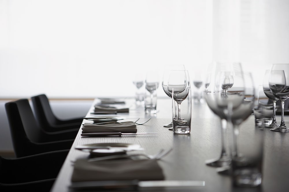 Фото Le Germain Hotel Maple Leaf Square