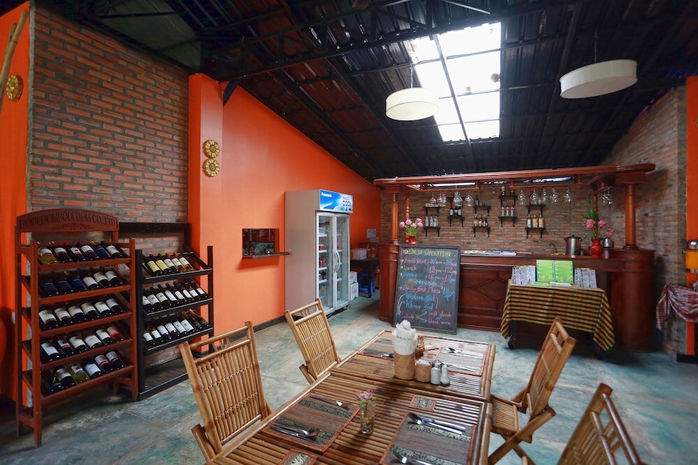 Фото Central Privilege Hotel