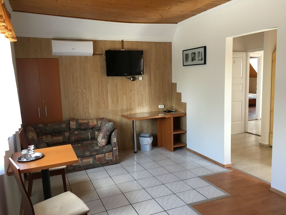 Фото Pension Family Fábsits