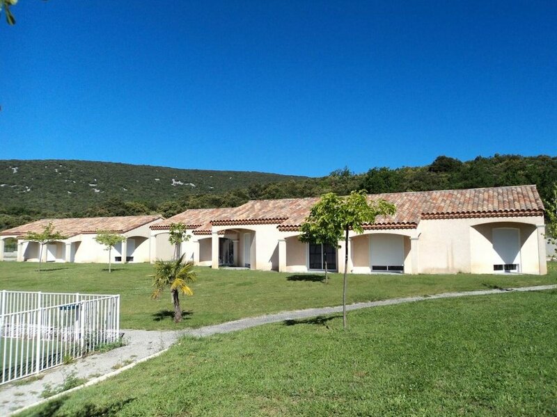 Гостиница Park & Suites Village Gorges de l'Hérault Cévennes