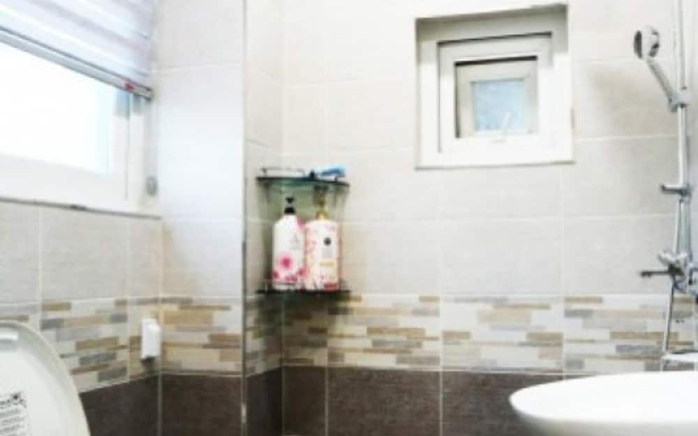 Фото Eulwangri Elim Beach Zone Pension