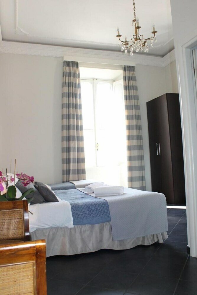 Фото Little Rose Rooms