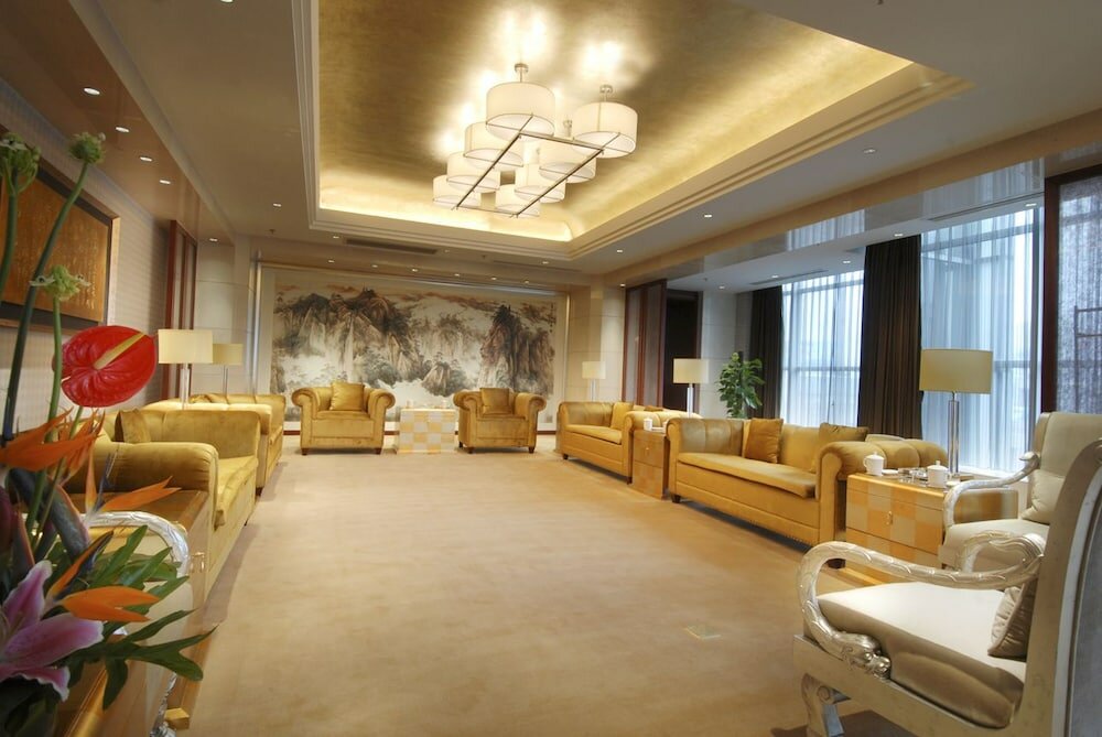 Фото Plaza Hotel Yuyao
