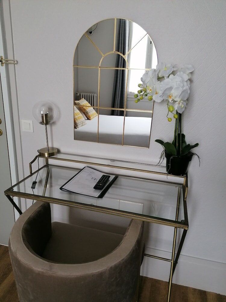 Фото Hotel des Roys Versailles