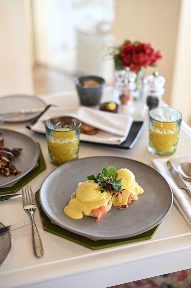 Фото Birkenhead House