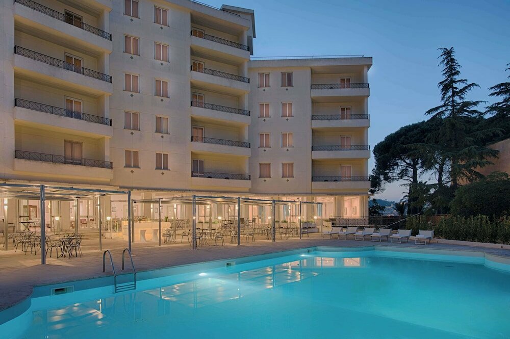 Hotel Nh Caltagirone Villa San Mauro, Caltagirone, photo