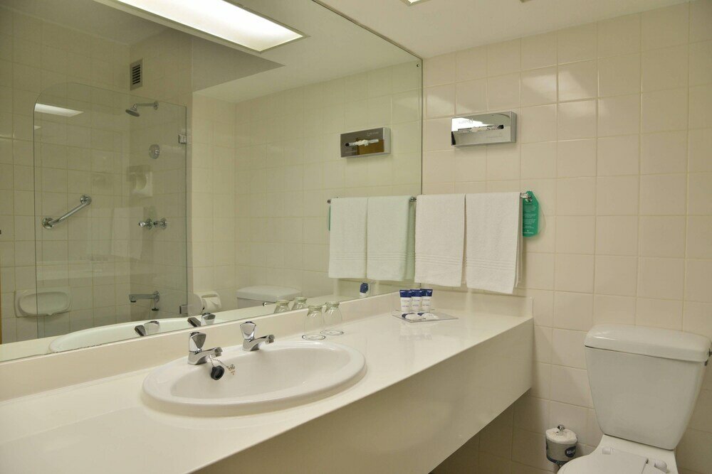 Фото Cumberland Hotel Worcester