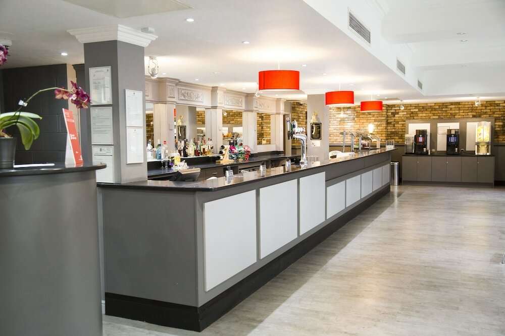 Фото Ibis Hull City Centre