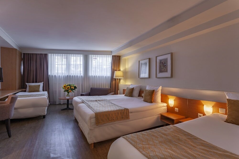 Фото Avenue Hotel