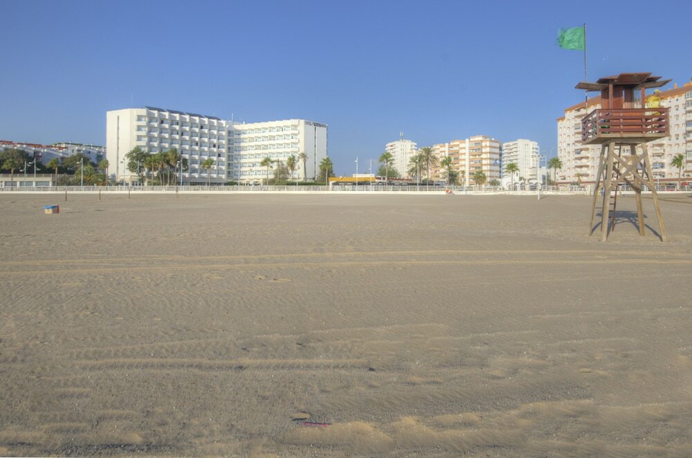 Фото Hotel Puertobahia & SPA