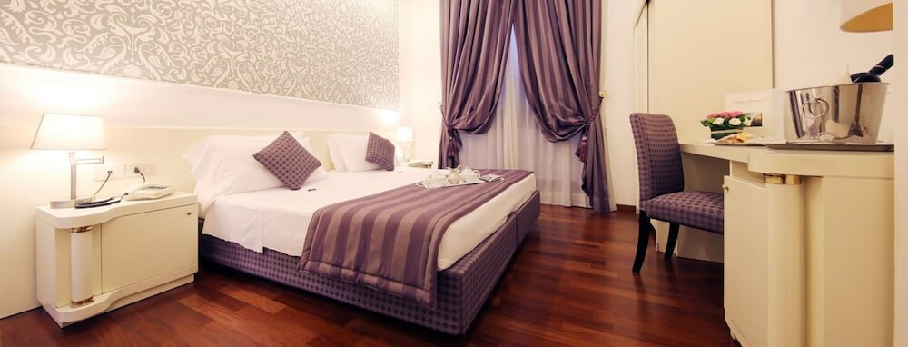 Фото Hotel Traiano