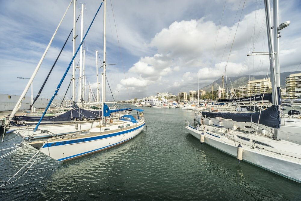 Фото Óbal Urban Hotel