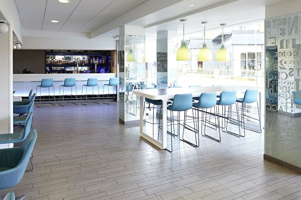 Фото Novotel Leeds Centre