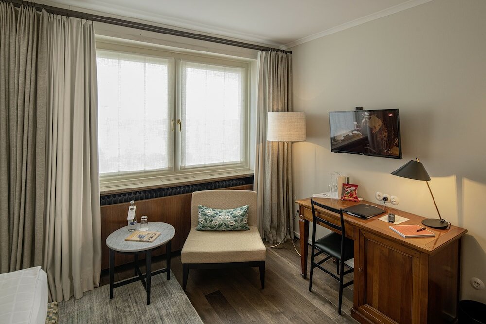 Фото Hotel Restaurant Erbprinz