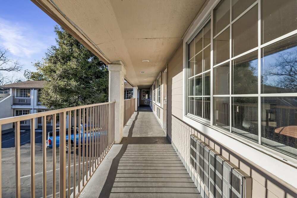 Фото Heritage Inn Express Chico