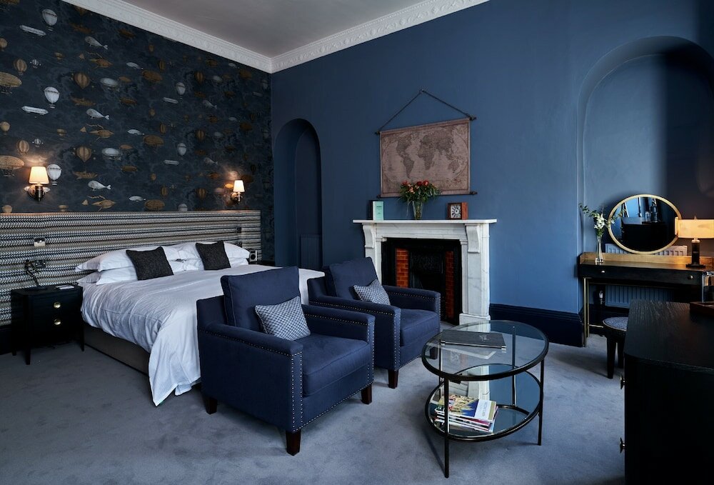 Фото The Queensberry