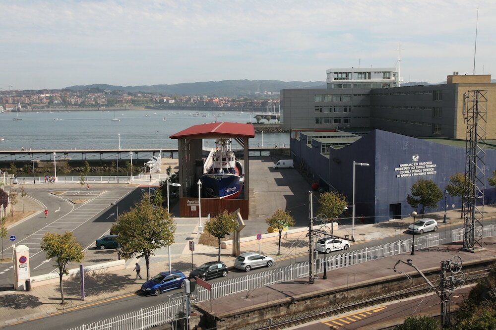 Фото Urh Palacio de Oriol Hotel