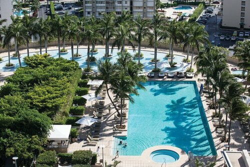 Гостиница Four Seasons Hotel Miami в Майами