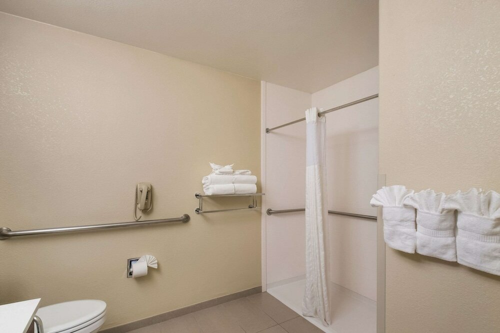 Фото Comfort Inn Fort Morgan