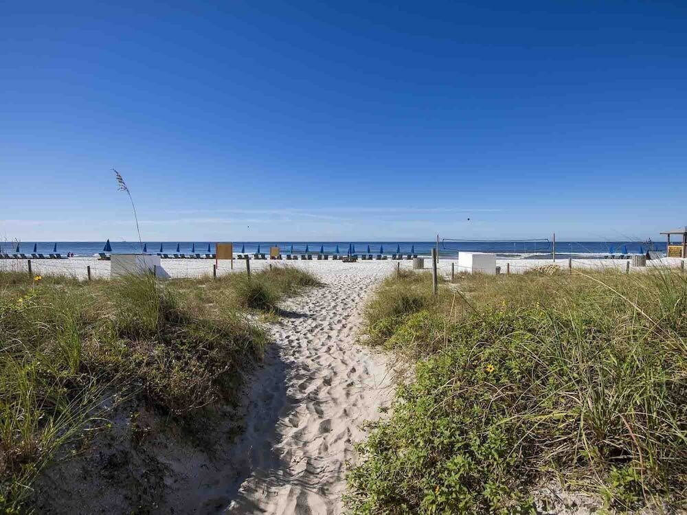 Фото Long Beach Resort by Southern Vacation Rentals
