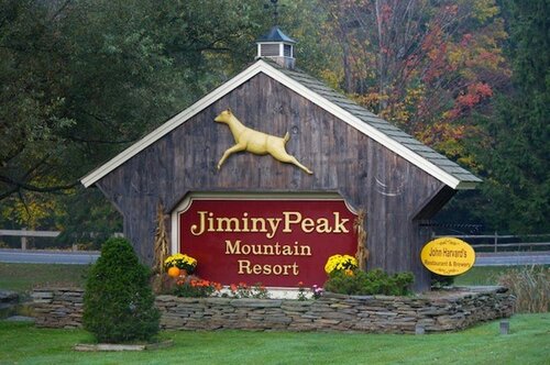 Внешний вид отеля Jiminy Peak Mountain Resort в Хэнкоке, фото 1