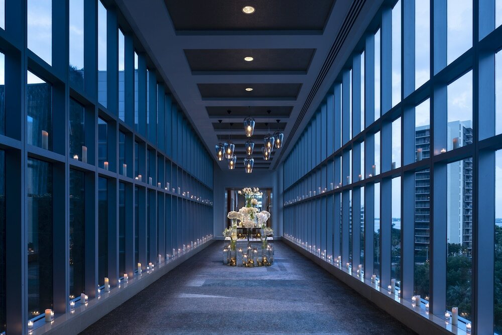 Фото Four Seasons Hotel Miami