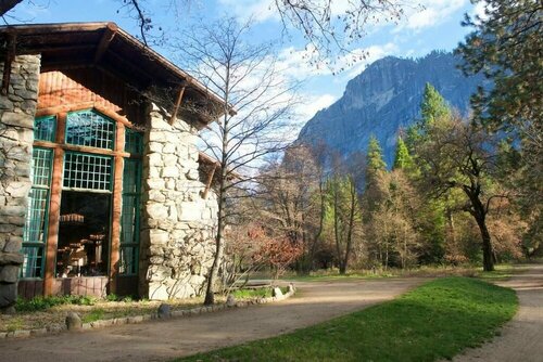 Гостиница The Ahwahnee