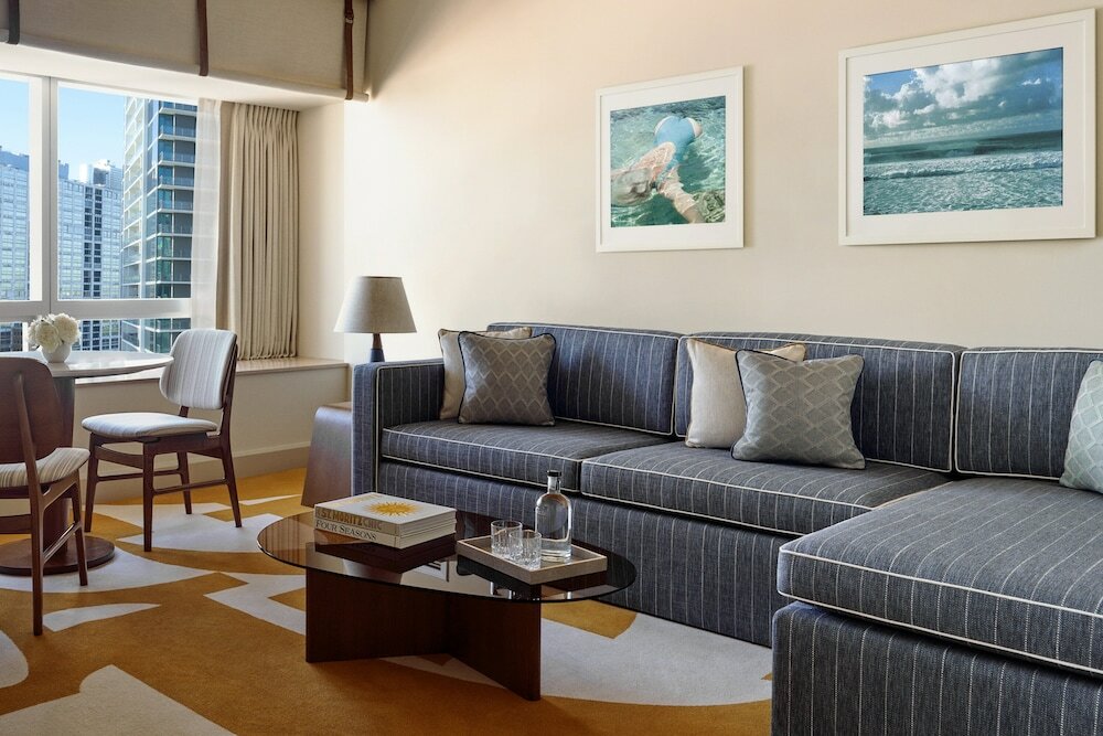 Фото Four Seasons Hotel Miami