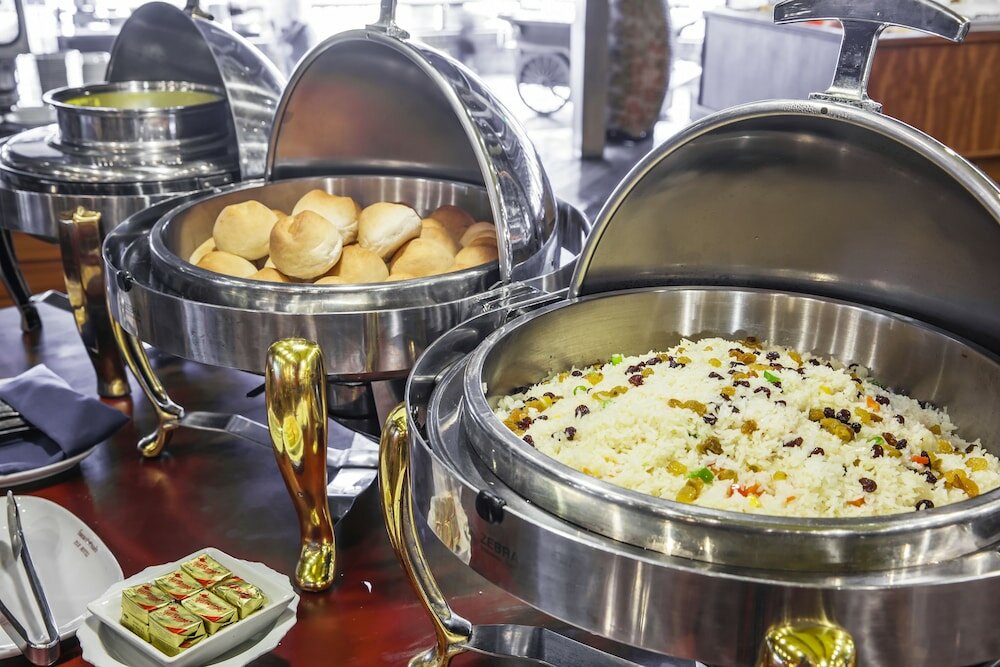 Фото Lotus Hotel Pang Suan Kaew