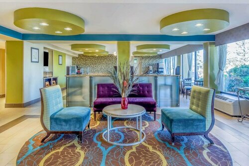 Гостиница La Quinta Inn & Suites by Wyndham Oakland Airport Coliseum