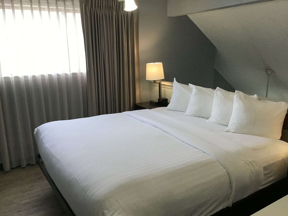 Фото SureStay Studio by Best Western Pensacola