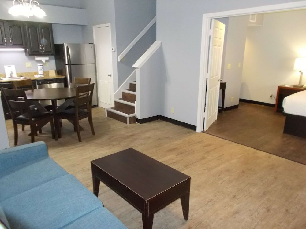 Фото SureStay Studio by Best Western Pensacola